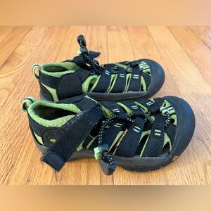 Keen Kids Waterproof Black and Green Adventure Sandals
